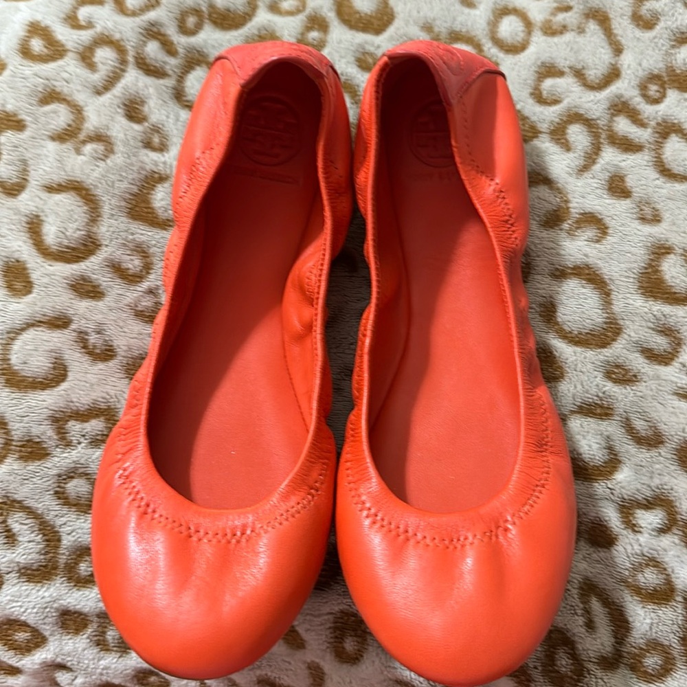 NWOT Tory Burch ballet flats